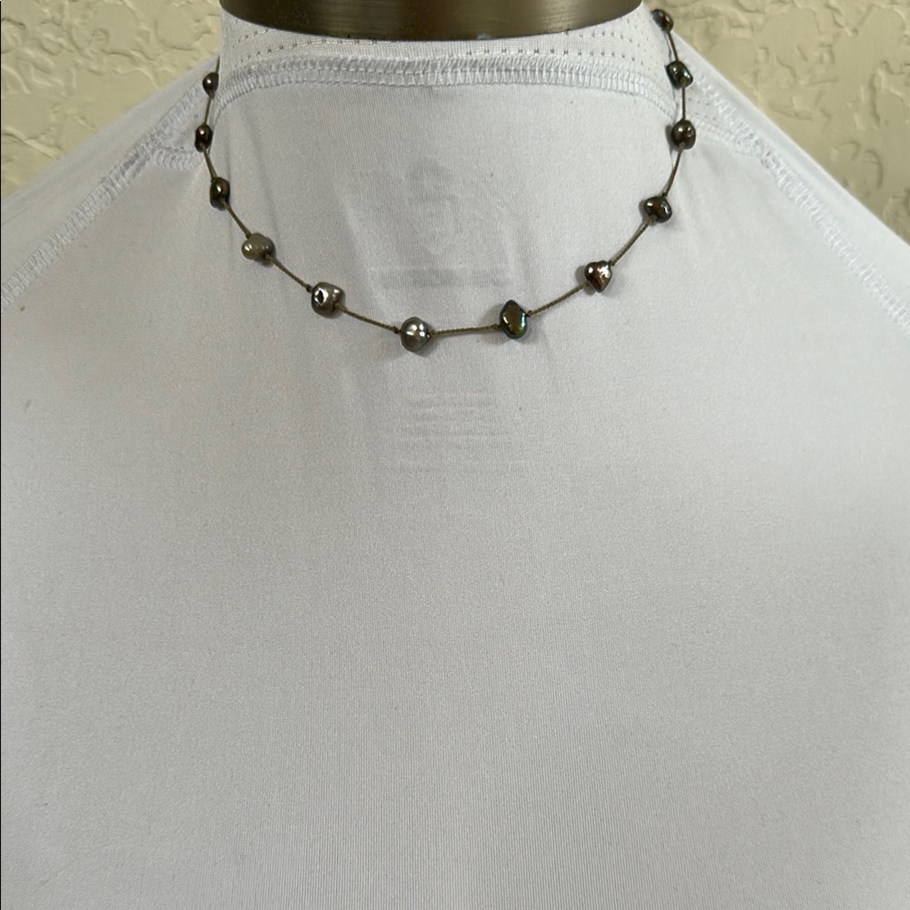 Elegant 925 sterling silver Black Pearl Necklace - Picture 2 of 5